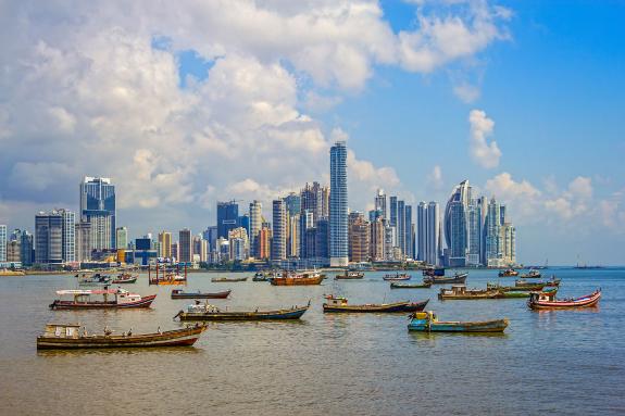 Skyline of Panama City and harbour 